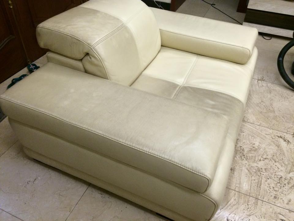 Hình ảnh trước và sau khi giặt ghế Sofa tại THIÊN PHÁT - Dịch vụ Vệ sinh Công nghiệp đến từ Nhật Bản